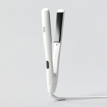 Aloe Infused Flat Iron Ceramic Plated Hair Straightener Aloe Infused Flat Iron Ceramic Plated Hair Straightener